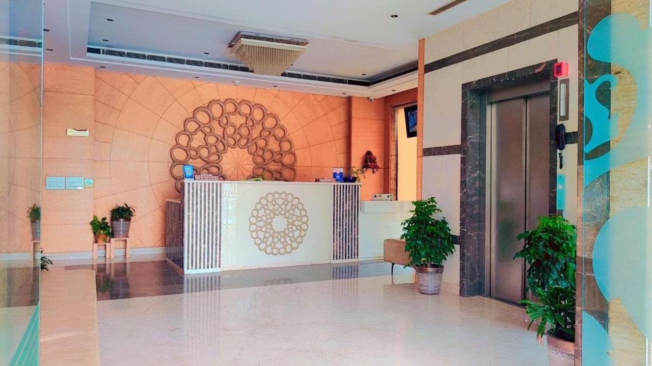 Maple Grand Hotel Agra  Eksteriør billede