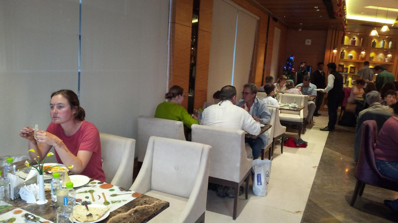 Maple Grand Hotel Agra  Eksteriør billede
