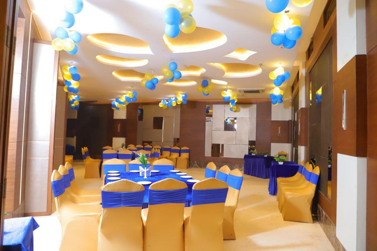 Maple Grand Hotel Agra  Eksteriør billede