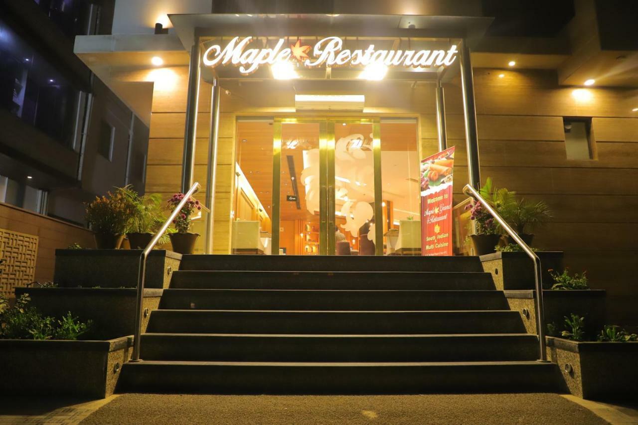 Maple Grand Hotel Agra  Eksteriør billede